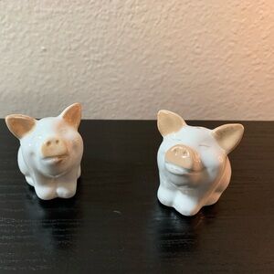 Pig Salt and Pepper Shakers Ceramic